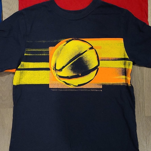 4 Sports Shirts 🏀 ⚾️ 🏒 🏈 Size 5/6 - Picture 3 of 6